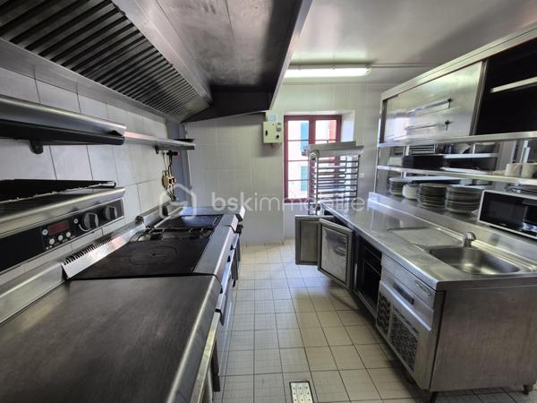 Local commercial de 180 m²