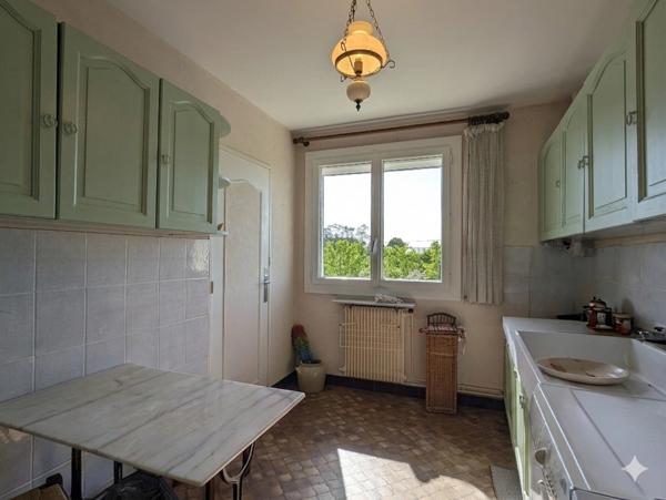 Appartement à vendre 4 pièces de 79m2 MERIGNAC  Capeyron(33)