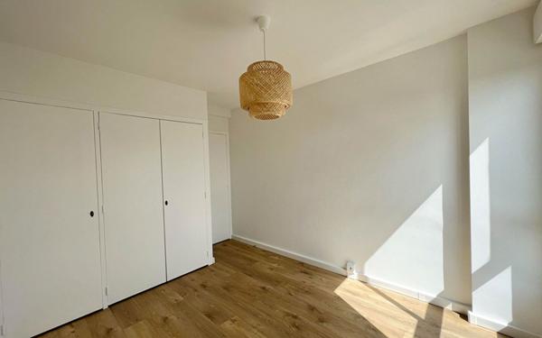 Appartement à vendre    4 pièces •  Bordeaux
