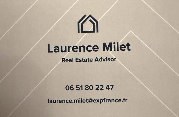 Charmant deux pièces dans immeuble pierres de taille