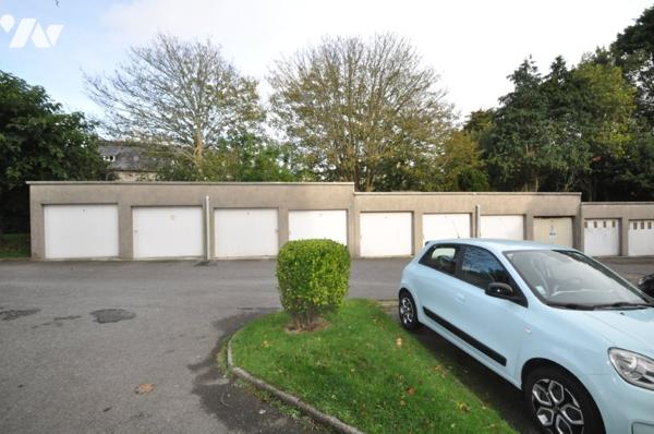 Appartement avec cave et garage.