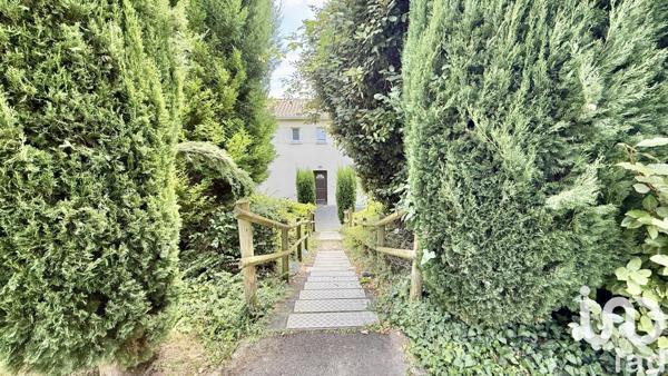 Appartement 2 pièces de 42 m² à Saint-André-de-Cubzac (33240)