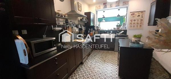 MAISON DE MAITRE SEMI PLAIN PIED 4 CHAMBRES DONT 1 AU RDC