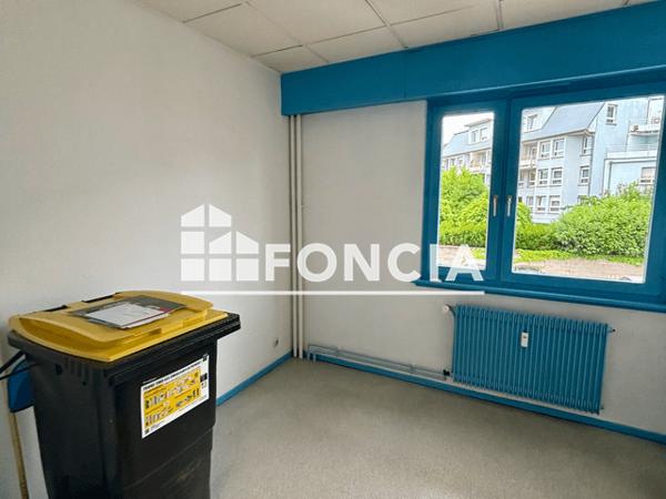 Location Local commercial 5 pièces 111 m² - Strasbourg 67100