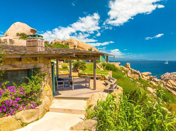 Vente Villa de luxe Bonifacio 7 Pièces 150 m²