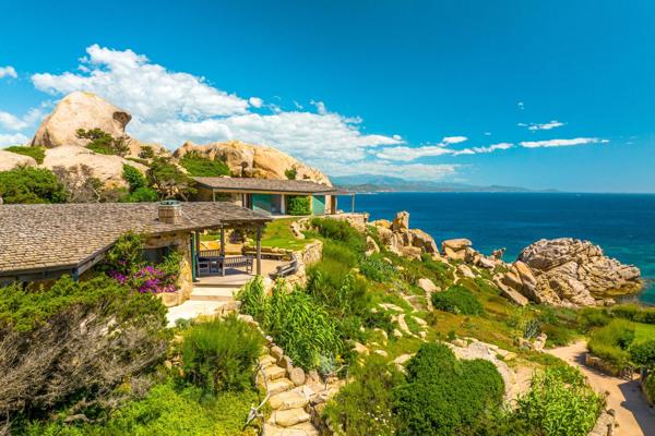 Vente Villa de luxe Bonifacio 7 Pièces 150 m²