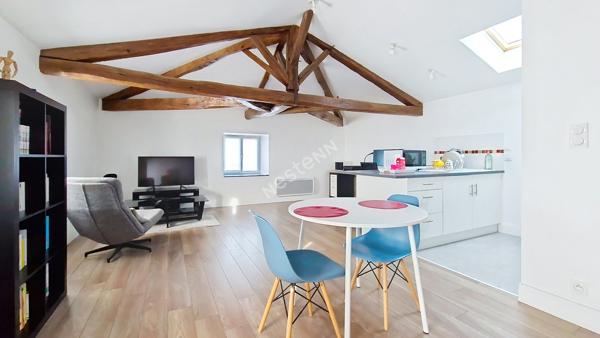 Opportunité investisseur : immeuble sans vacance locative avec 4 logements et stationnement privé