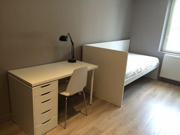 Appartement à louer    1 pièce • 13 m2 Compiègne