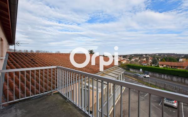 Appartement à louer    1 pièce •  Brindas