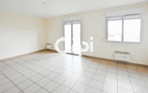 Appartement à louer    1 pièce •  Brindas