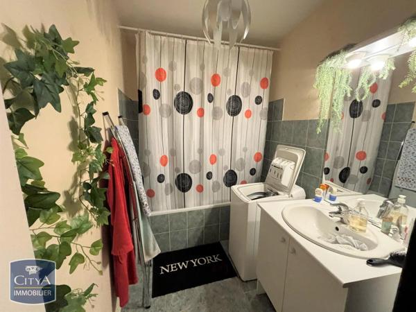 Appartement à louer 2 pièces 50.77m² Limoges (87000)