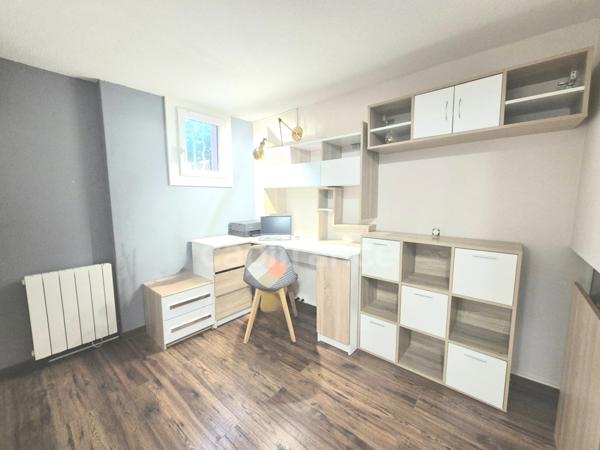 APPARTEMENT T3/T4 56m2 + 14m2 DEPENDANCE + PARKING PRIVATIF à vendre SIX-FOURS-LES-PLAGES (83)