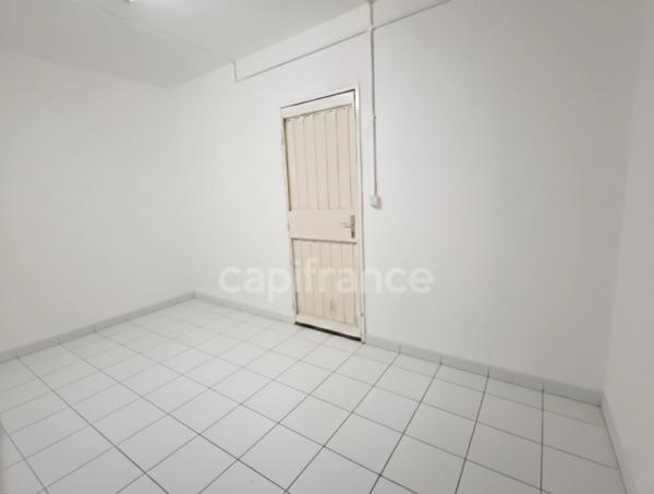 APPARTEMENT T3/T4 56m2 + 14m2 DEPENDANCE + PARKING PRIVATIF à vendre SIX-FOURS-LES-PLAGES (83)