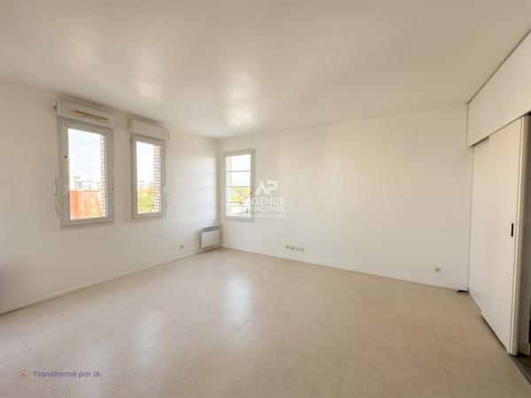 Appartement 2 pièces 50.84 m2 - Saint Germain en Laye Loyer 1 150 €/mois charges comprises **  - Référence  18718