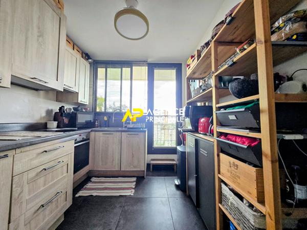 Appartement 3 pièces à vendre - Hyper centre ville d'Argenteuil - Réf. 4596 224 700 € **  - Référence  4596
