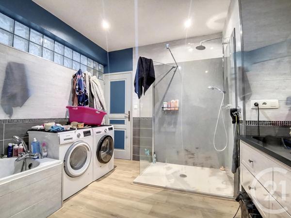 Maison à vendre  8 pièces - 306,25 m2 CHANTELLE - 03