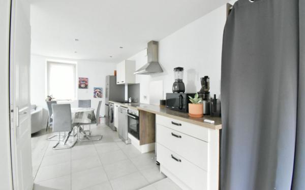 Appartement à vendre    3 pièces •  Beynost