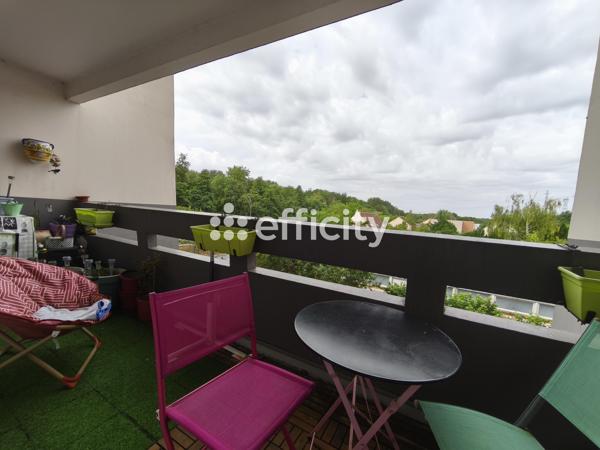 Appartement
         5 pièces
        - 94 m² Exclusivité 139 000 € *