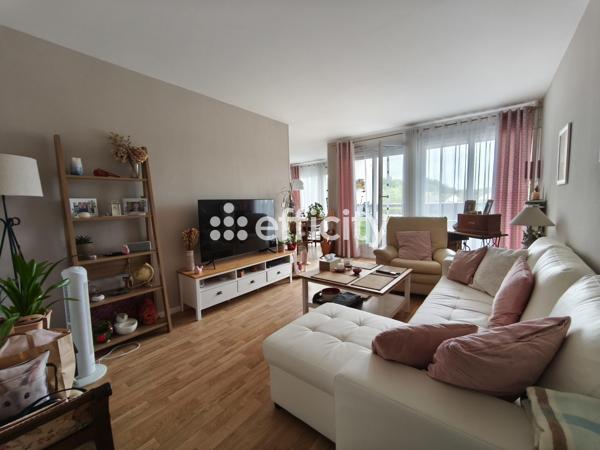 Appartement
         5 pièces
        - 94 m² Exclusivité 139 000 € *