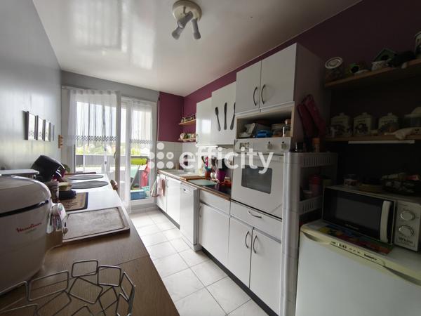 Appartement
         5 pièces
        - 94 m² Exclusivité 139 000 € *