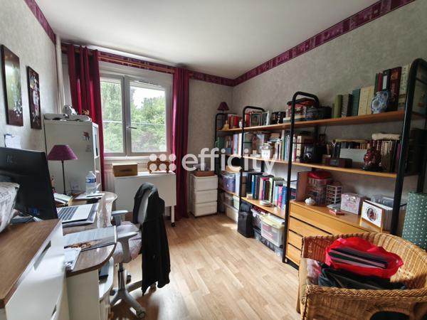 Appartement
         5 pièces
        - 94 m² Exclusivité 139 000 € *