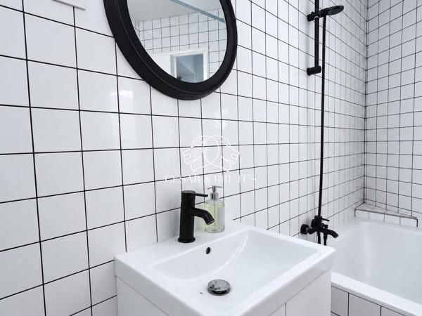VILLEURBANNE CHARPENNES – T3 de 37 m² rénové | Métro A/B & Tram | Faibles charges