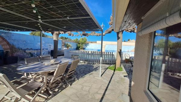 Villa familiale avec piscine  7pièce(s) 142.2 m2