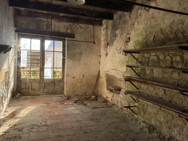 Touffailles (82190) TARN ET GARONNE Maison Et Dependances à Renover