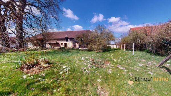 Propriété sur 5288 m2 avec grandes dépendances