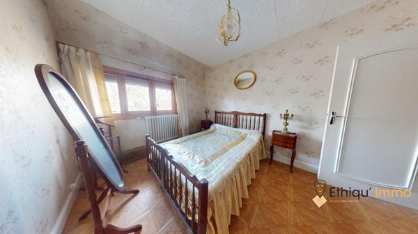 Propriété sur 5288 m2 avec grandes dépendances