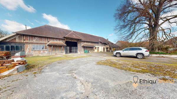 Propriété sur 5288 m2 avec grandes dépendances