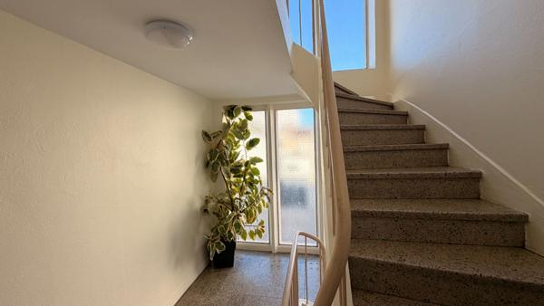 Appartement 3 pièces 74 M² avec balcon, cave et garage