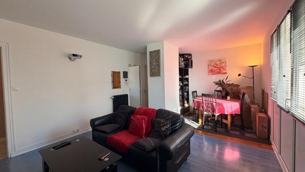 Appartement 3 pièces 74 M² avec balcon, cave et garage