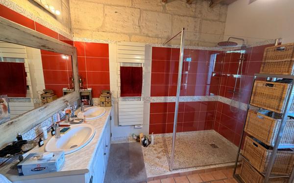 Maison à vendre    6 pièces • 220 m2 Tarascon