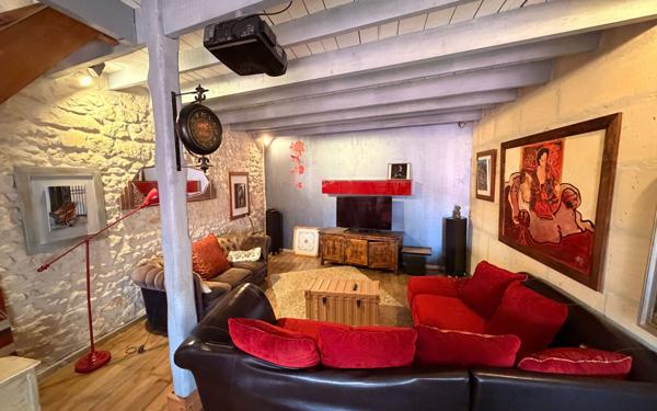 Maison à vendre    6 pièces • 220 m2 Tarascon