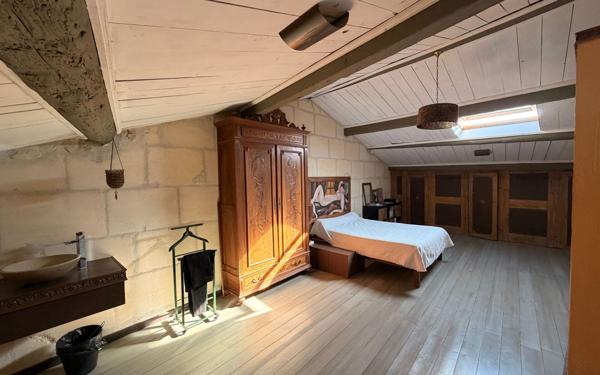 Maison à vendre    6 pièces • 220 m2 Tarascon