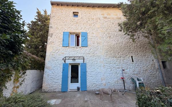 Maison à vendre    6 pièces • 220 m2 Tarascon