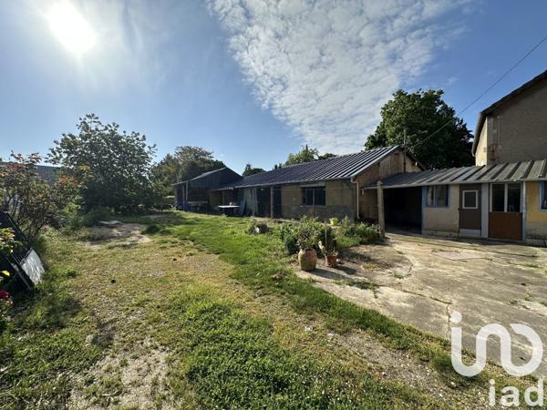 Maison 4 pièces de 95 m² à Issoudun (36100)