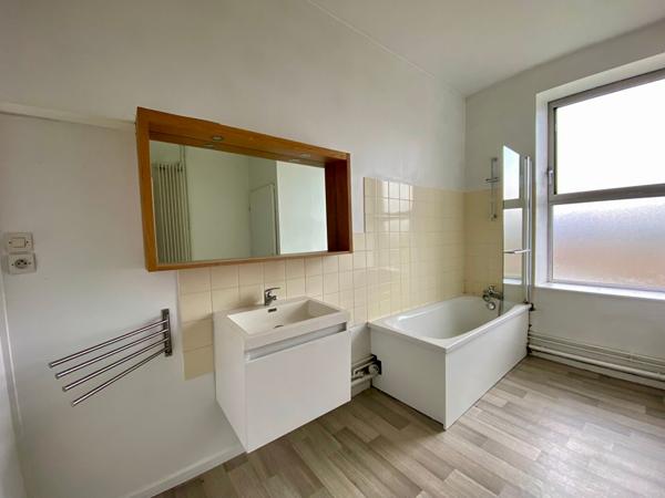 Appartement 5 pièce(s) 105.09 m2 - FROUARD CENTRE