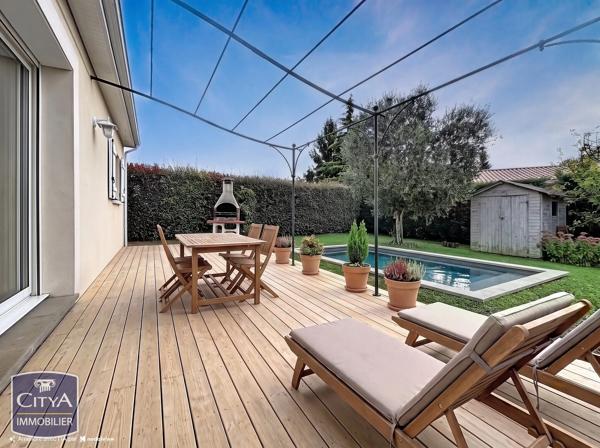 Maison à vendre 4 pièces 107.8m² Fontaine-le-Comte (86240)