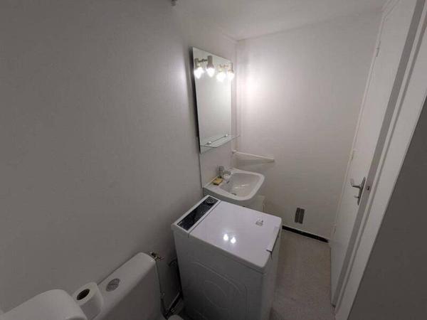 Appartement 1 pièce                                        - 69008 Lyon 8e  Arrondissement Réf : 5514