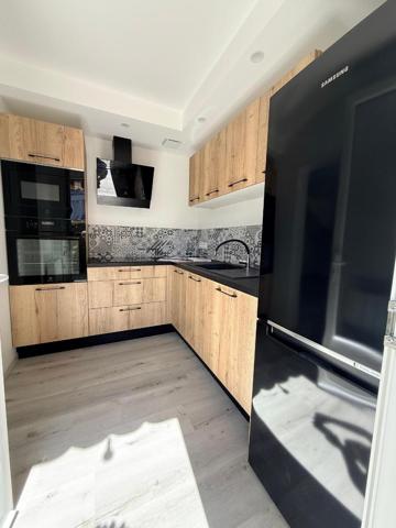 Appartement 3 pièces de 69m2 à Vaux sur mer proposé par Elite Syndic Immo - LAPP116478