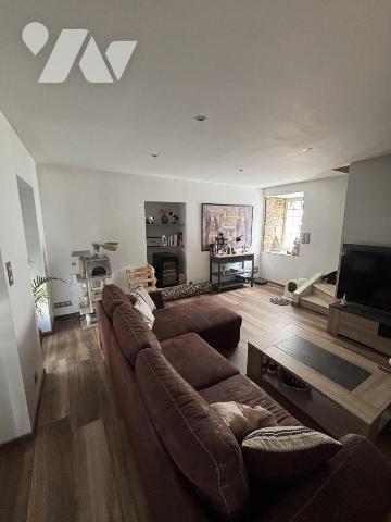 A VENDRE: MAISON EN PLEIN COEUR DE BAUD