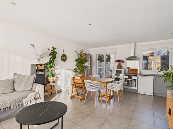 Vente Maison75 m² - 4 Pièces - VILLENAVE D ORNON (33140)