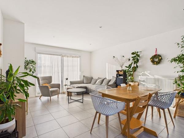 Vente Maison75 m² - 4 Pièces - VILLENAVE D ORNON (33140)