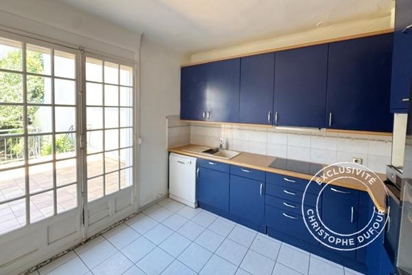 SURESNES - Quartier Caron - Maison de 165 m2, 7 pièces (3/4 chambres et un bureau)