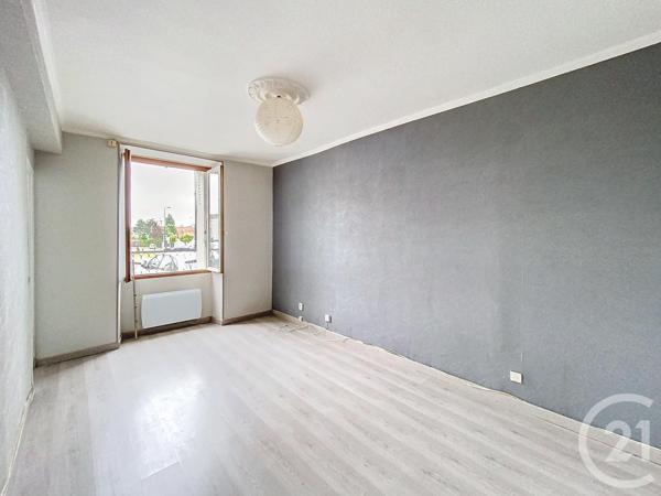 Appartement F3 à vendre  3 pièces - 40,27 m2 MONTFERMEIL - 93
