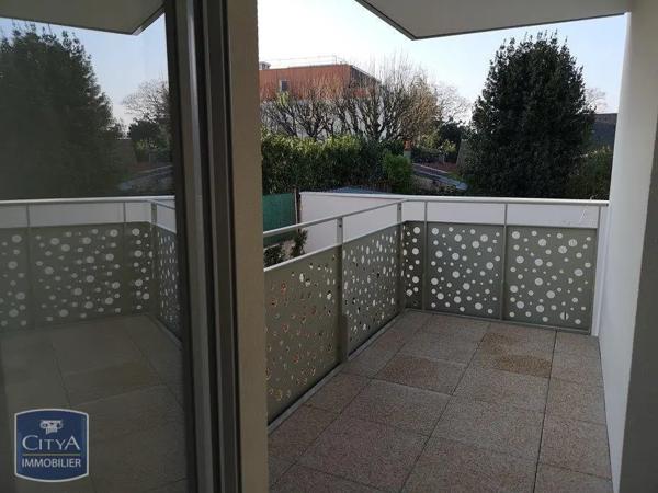 Appartement à louer 3 pièces 55.22m² Tours (37100)