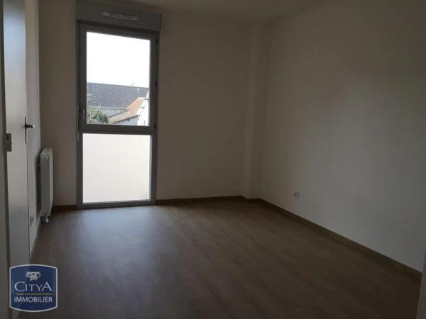 Appartement à louer 3 pièces 55.22m² Tours (37100)