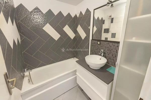 Vente Appartement 3 pièces 63 m2 à Bailly-Romainvilliers